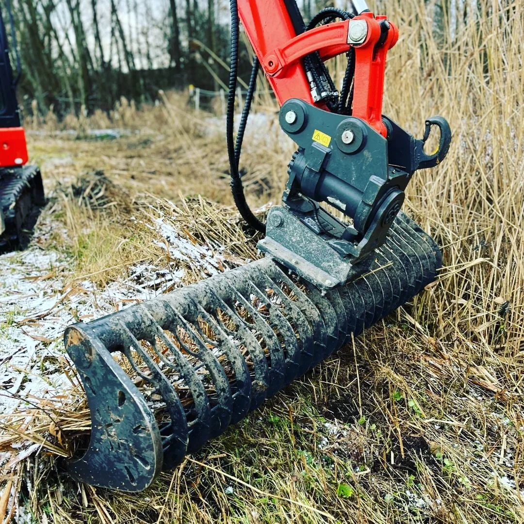 Medertisztító kanál alternáló kaszával - Kép 3