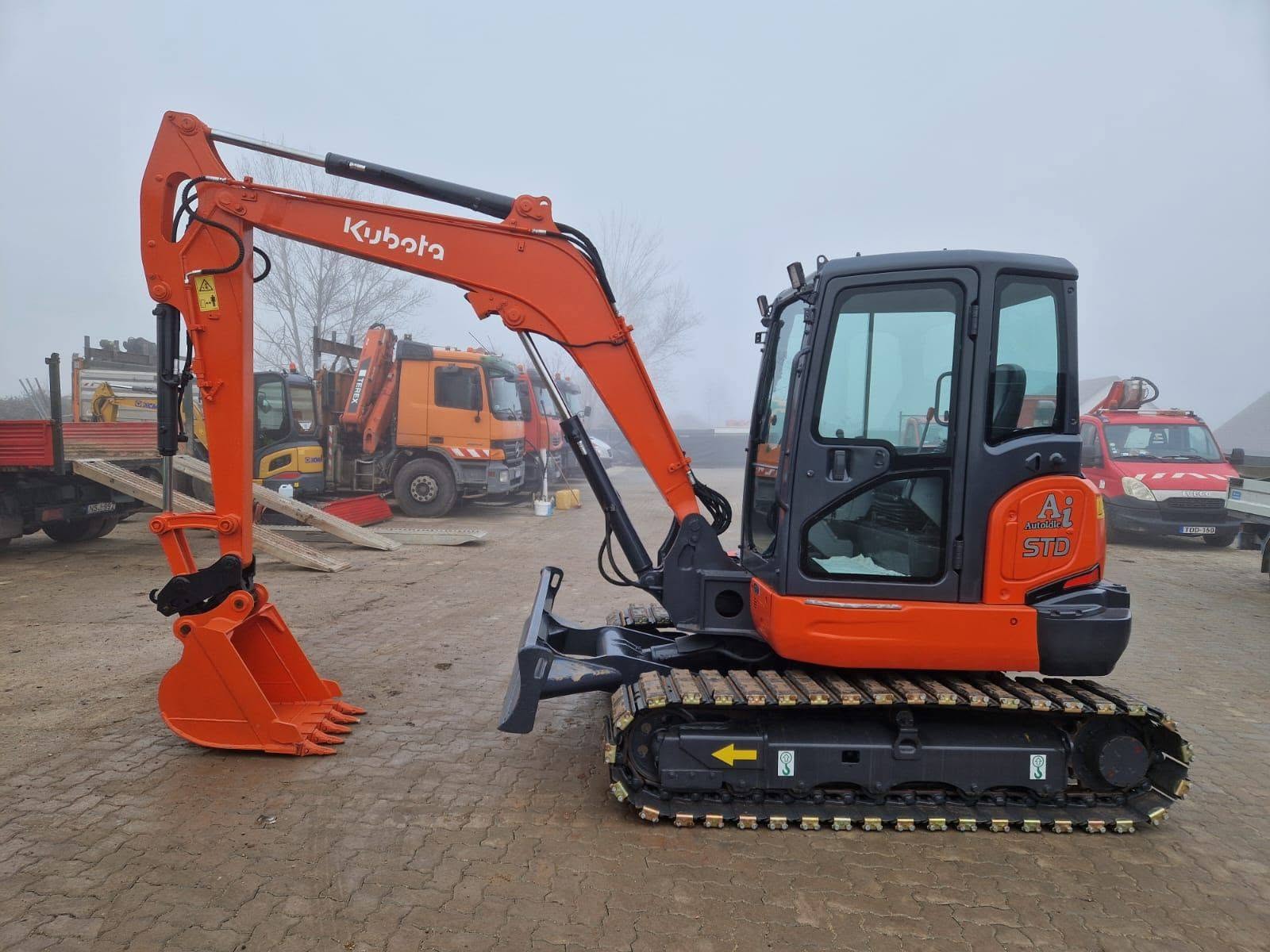 Kubota KX165-5 midikotró - Kép 3