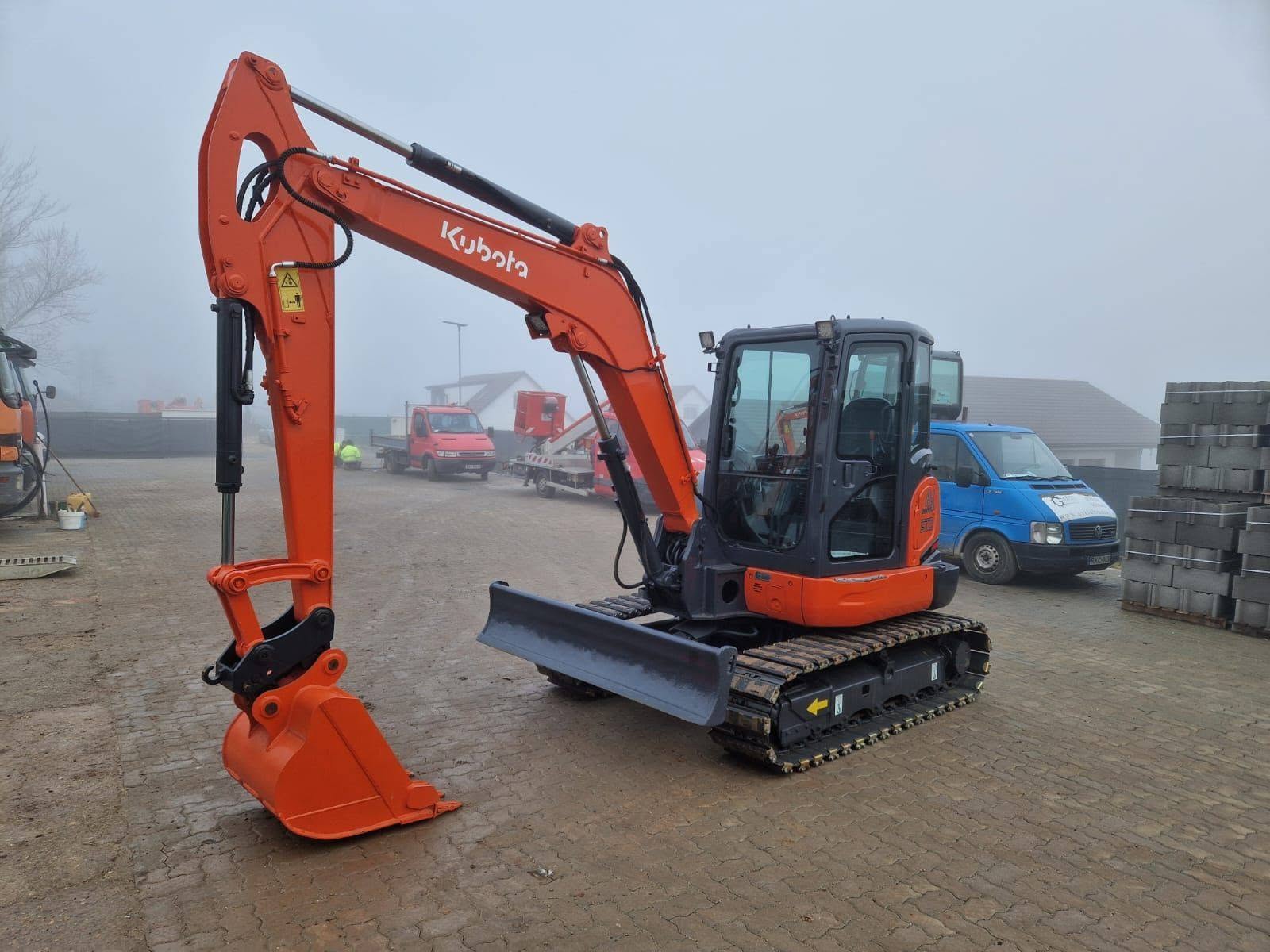 Kubota KX165-5 midikotró